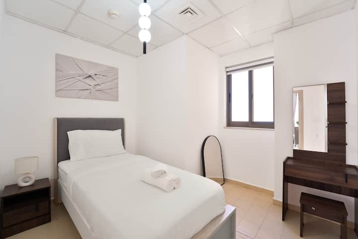 Bedroom 4, Elegant & Spacious 3-bedroom in JBR