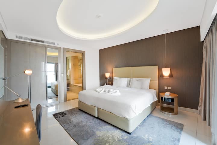 Bedroom, High-Rise Living | Paramount Tower | 1 bedroom