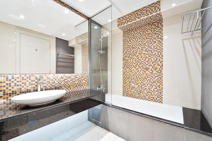 Photos, Refined 1 bedroom | Upper Crest | Near Dubai Mall
